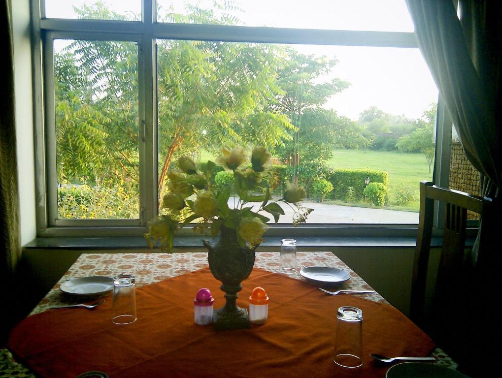 Swaraj Resorts Bharatpur Ngoại thất bức ảnh