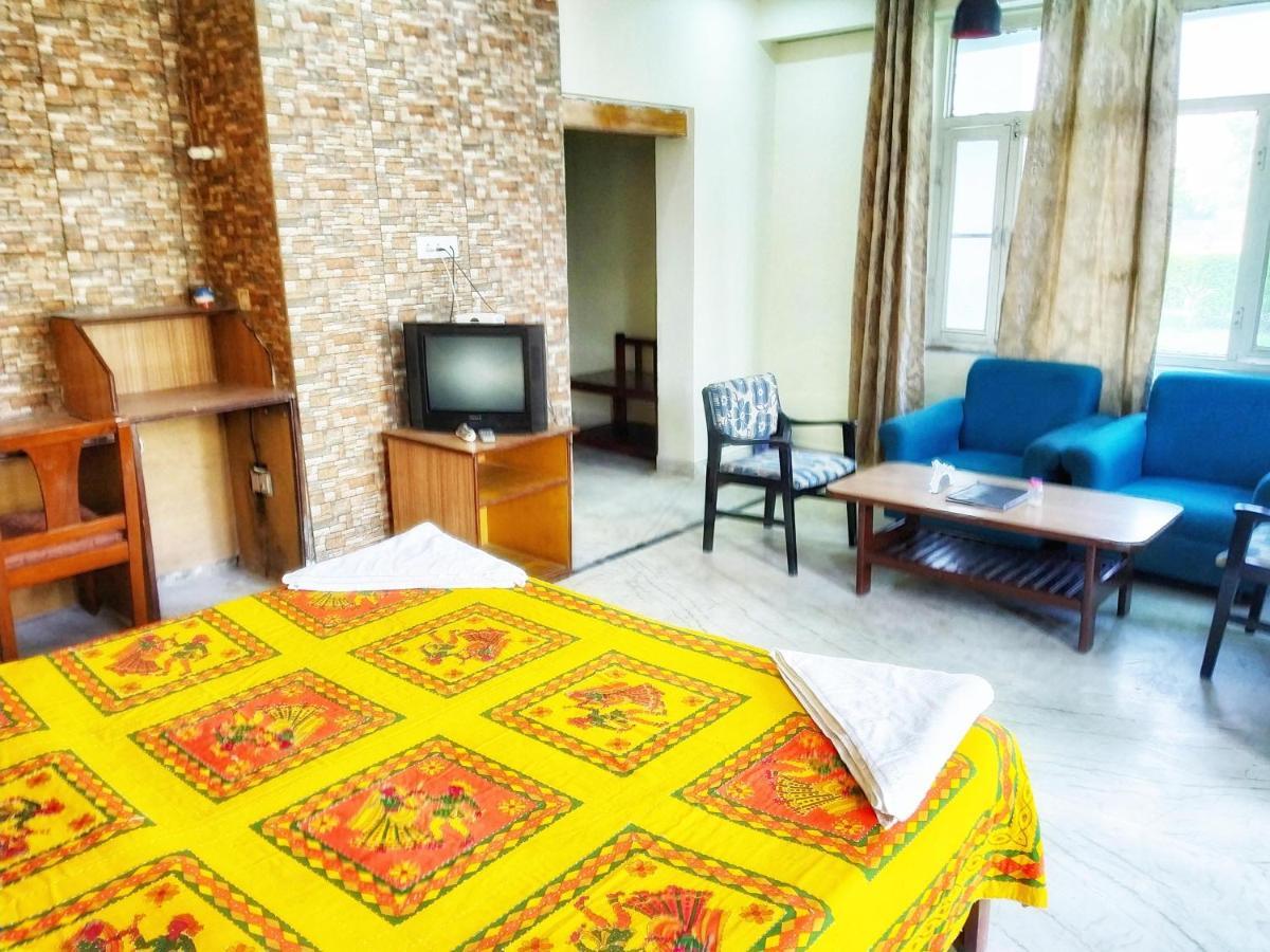 Swaraj Resorts Bharatpur Ngoại thất bức ảnh