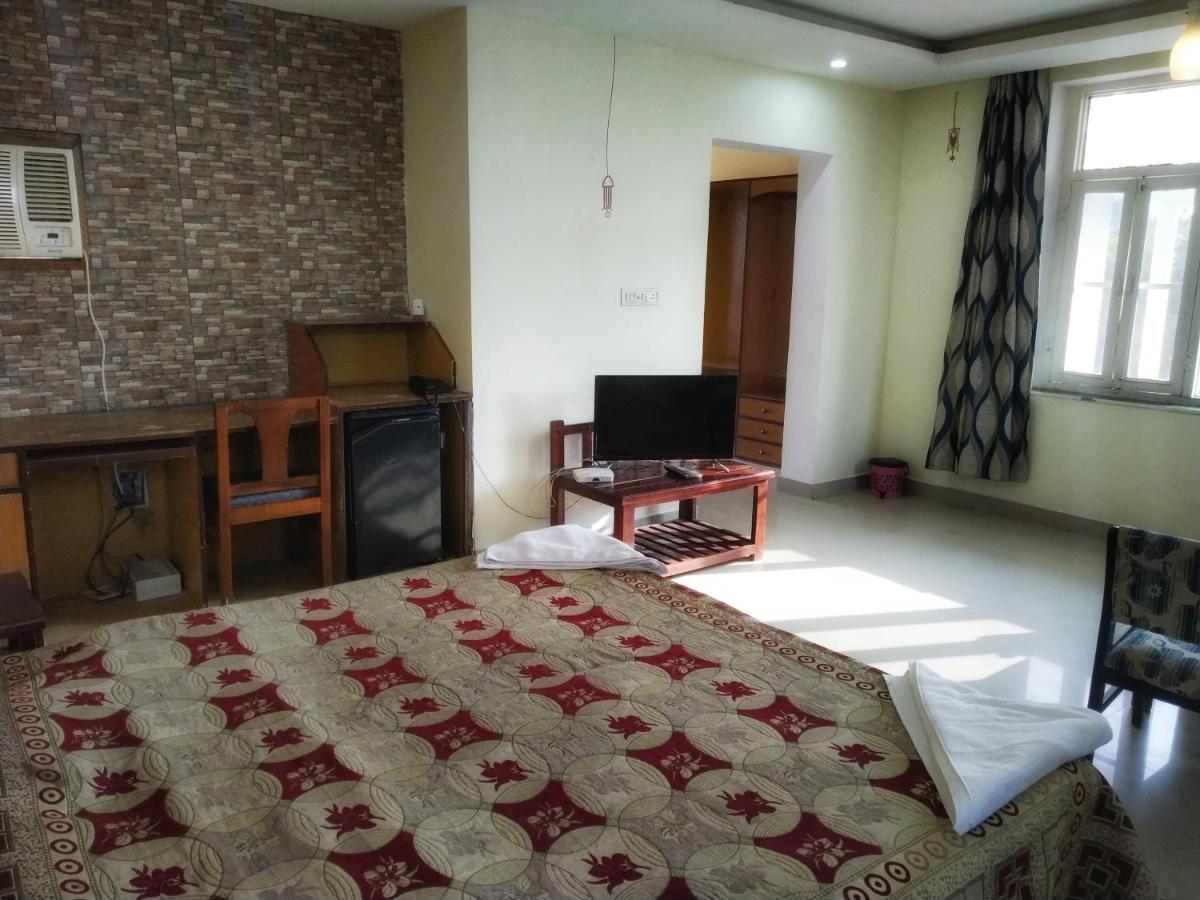 Swaraj Resorts Bharatpur Ngoại thất bức ảnh