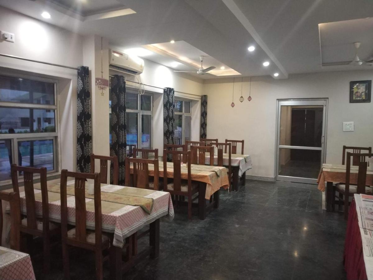 Swaraj Resorts Bharatpur Ngoại thất bức ảnh