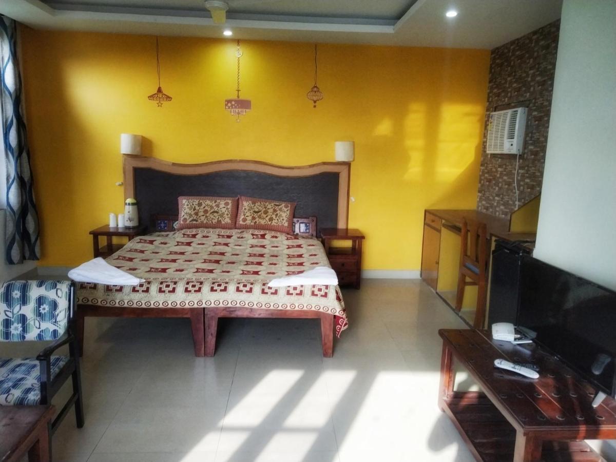 Swaraj Resorts Bharatpur Ngoại thất bức ảnh