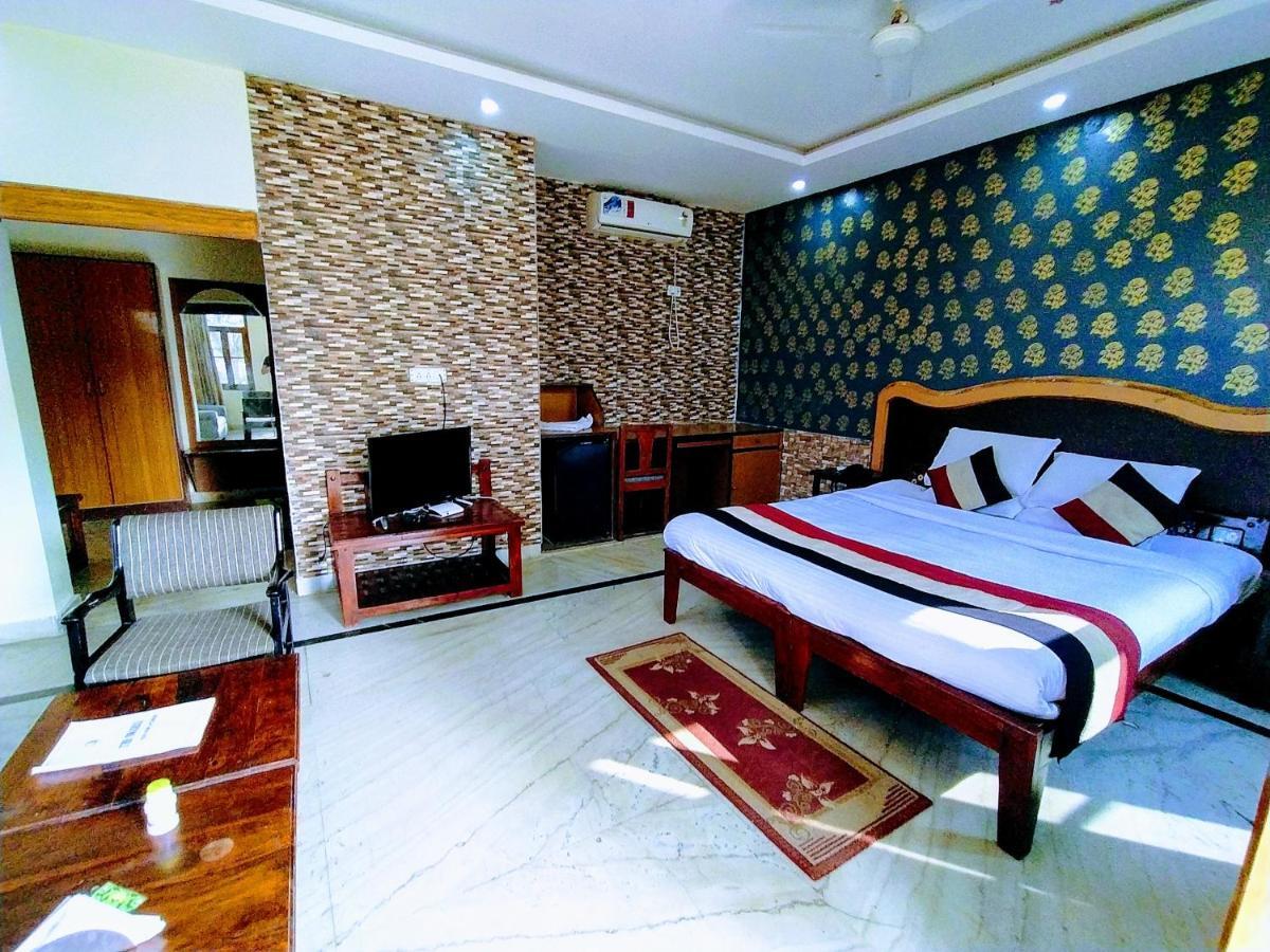 Swaraj Resorts Bharatpur Ngoại thất bức ảnh