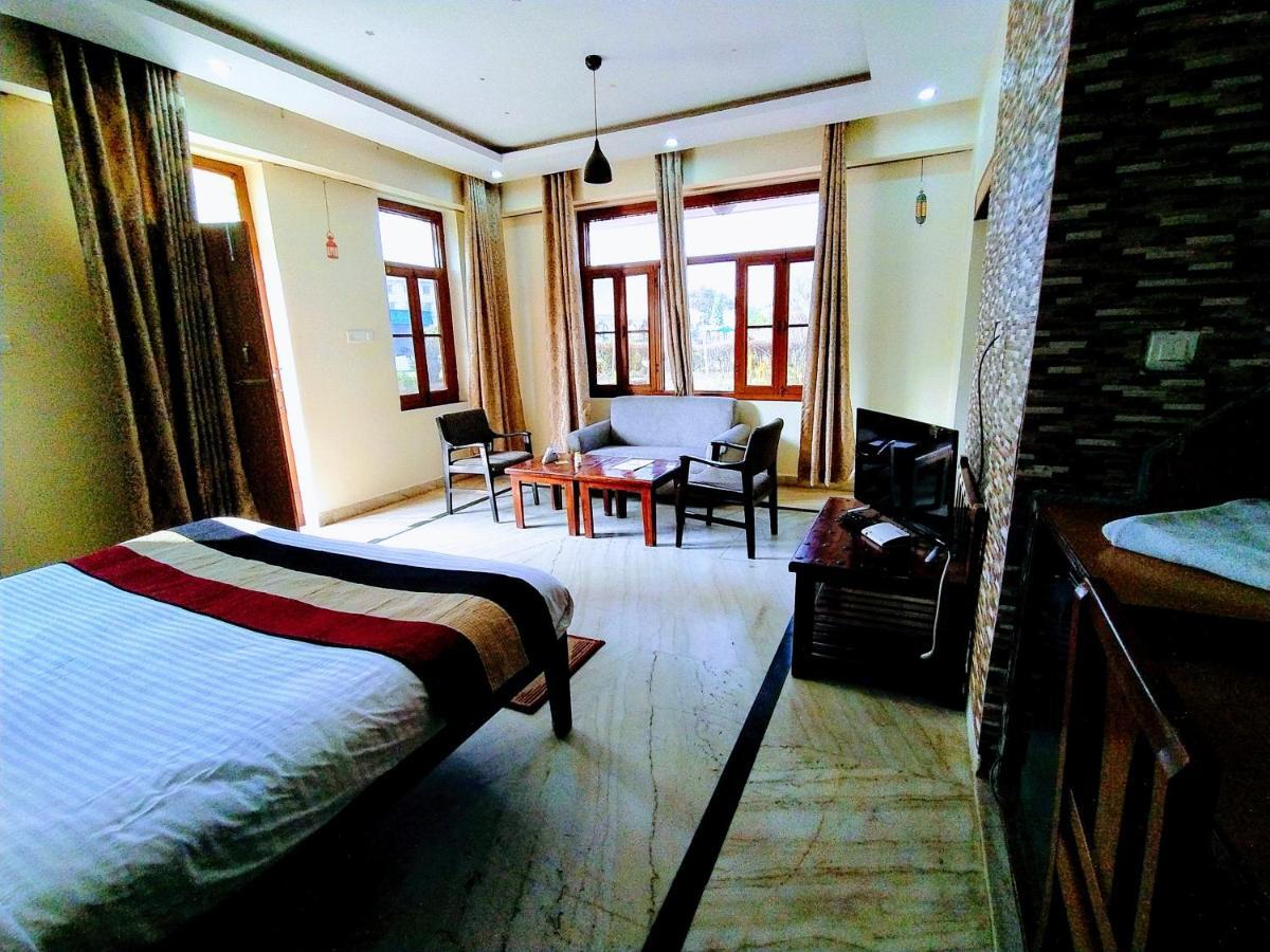 Swaraj Resorts Bharatpur Ngoại thất bức ảnh