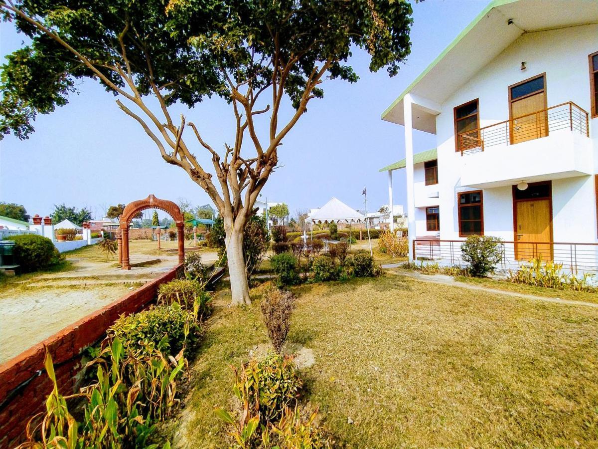 Swaraj Resorts Bharatpur Ngoại thất bức ảnh