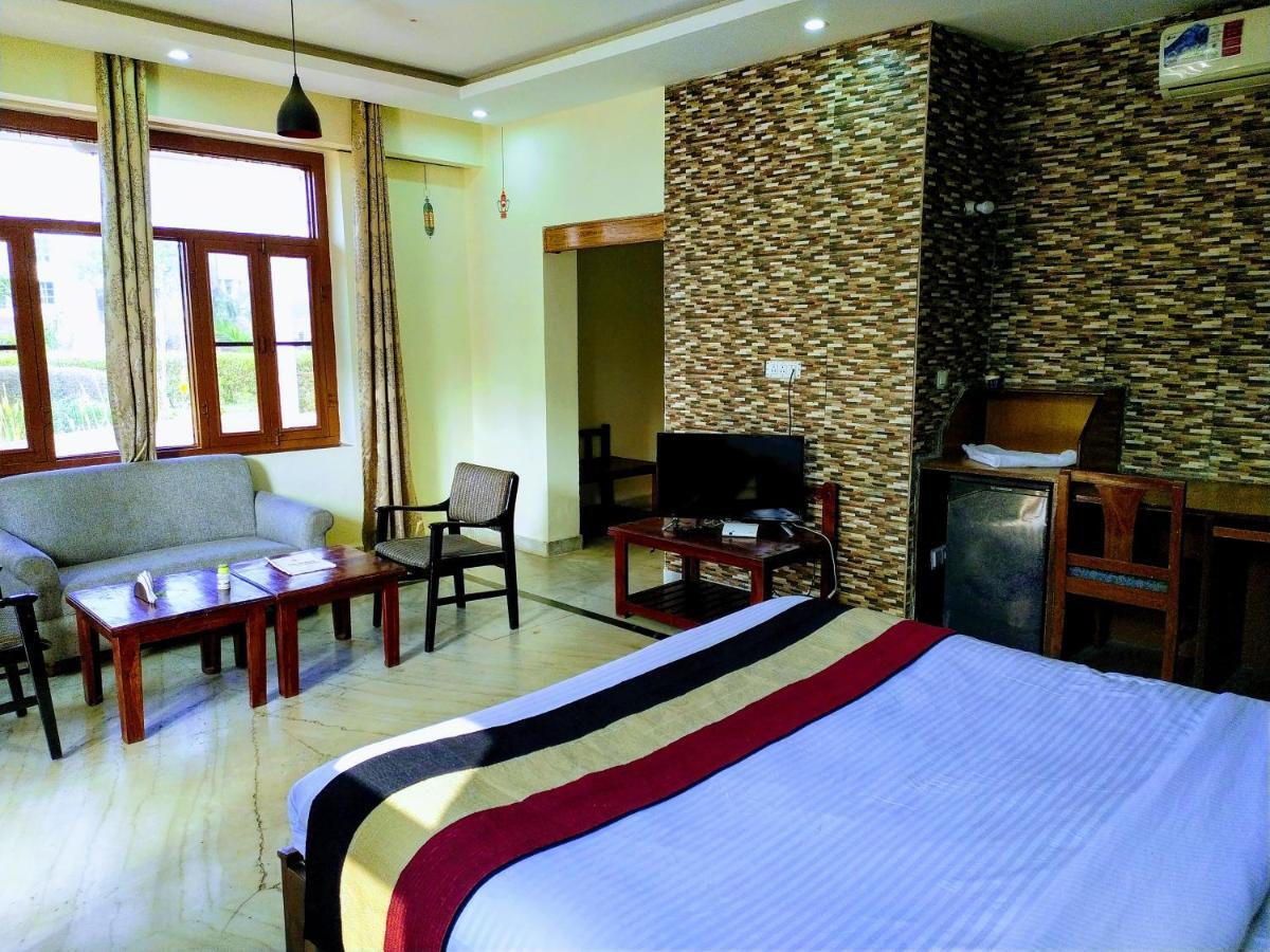 Swaraj Resorts Bharatpur Ngoại thất bức ảnh